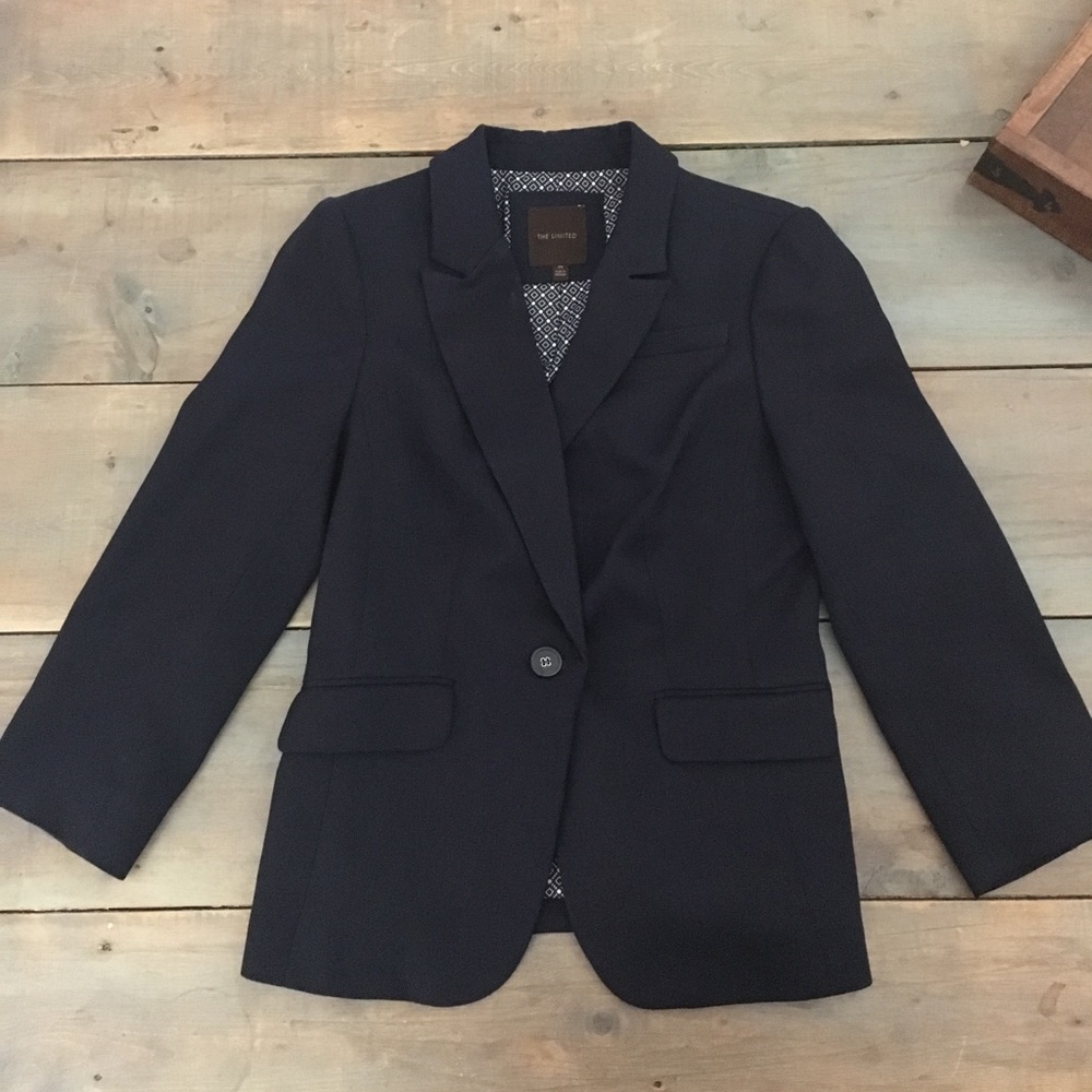 Navy Blazer.